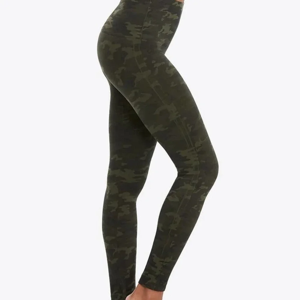Spanx Leggings Look At Me Now‎ Seamless Green Camo High Rise Size XS